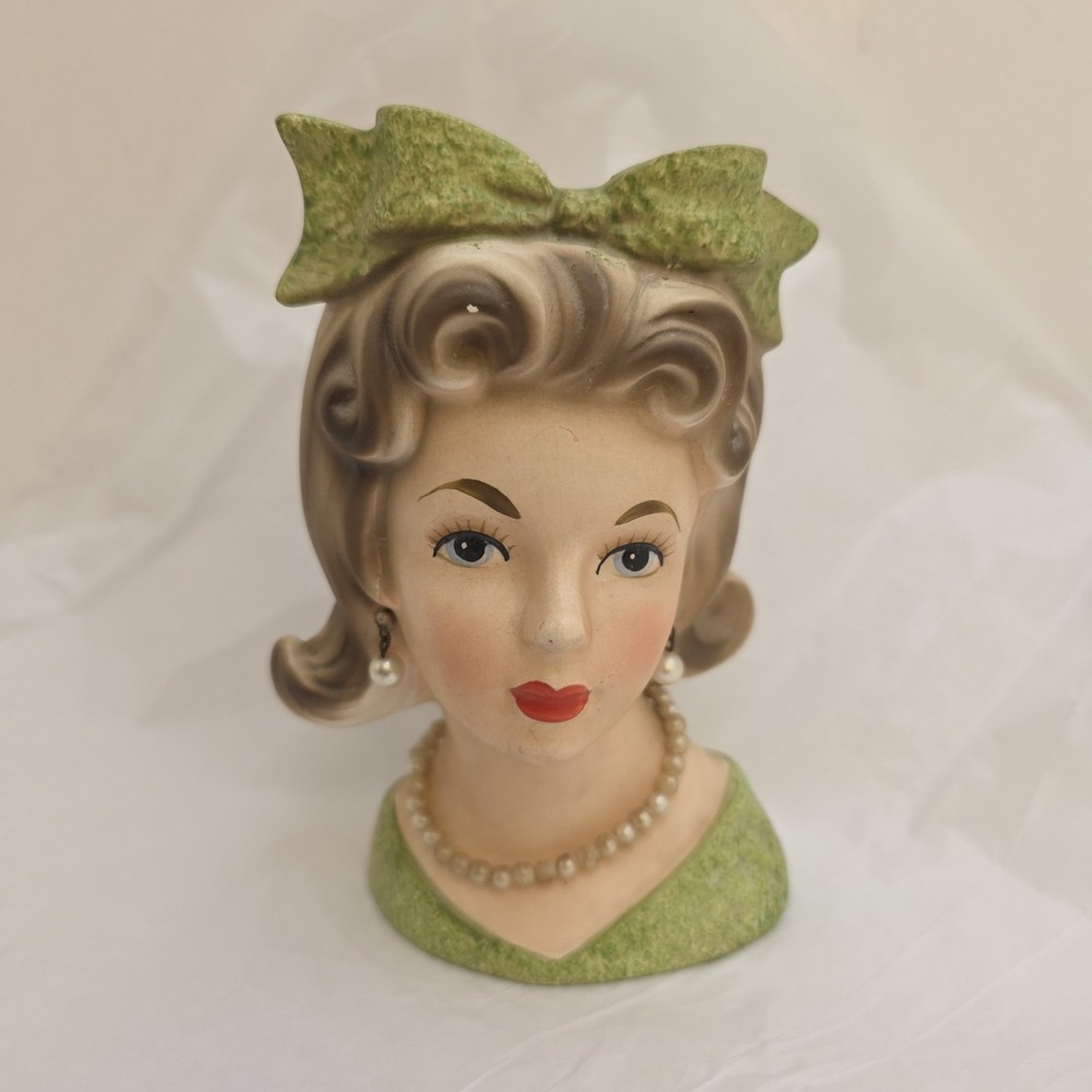 VTG RELPO Lady Head Vase K1696 Green Bow Pearls Earrings Japan 5.5" Sticker